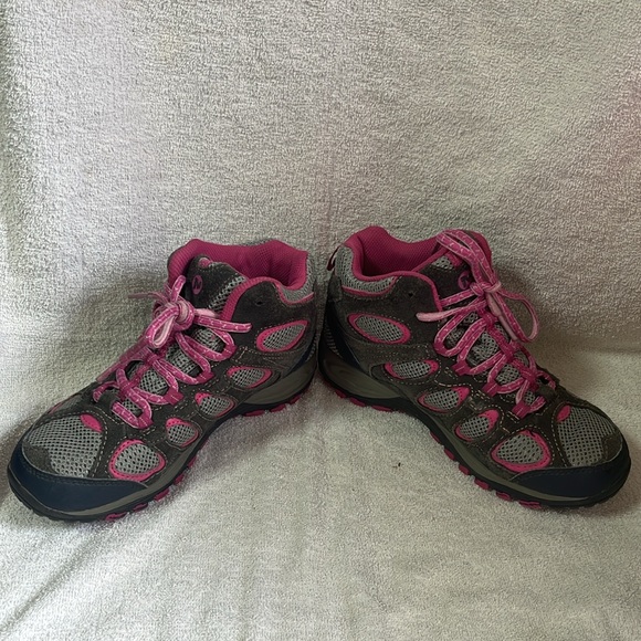 Merrell girls pink and gray hiking boots in size 4 - Picture 3 of 10